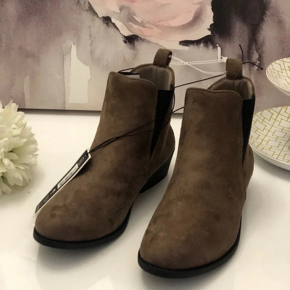 New! Charles Albert Maria-S Ankle Boots - Picture 1 of 4